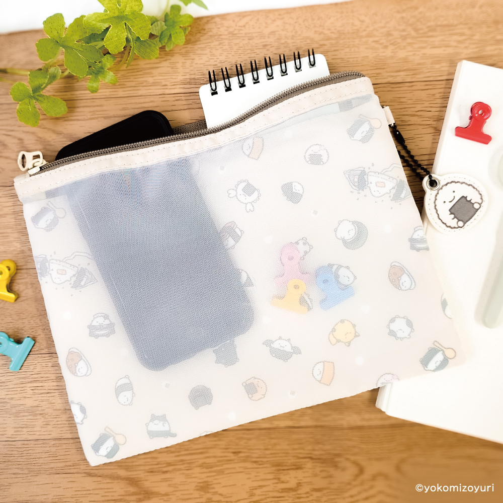 メッシュレイヤーフラットポーチ　のりおにぎりずかん